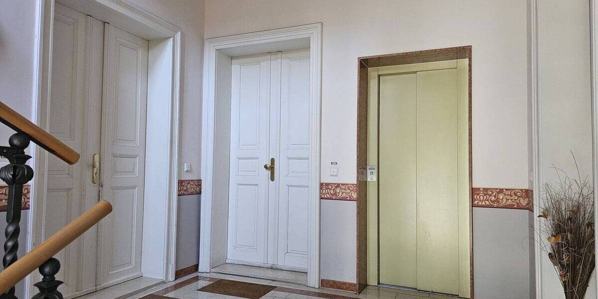 Etagenwohnung Dresden Striesen-Ost - 3 Zimmer, 93 m&sup2;, 326.000&euro; | Angebot:26310486