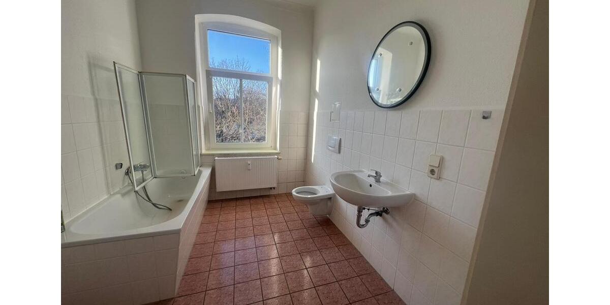 Etagenwohnung Zittau - 3 Zimmer, 70 m&sup2;, 349&euro; | Angebot:25418314