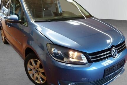 VW Touran 300.778 km 4.700 &euro; Gersfeld 36129