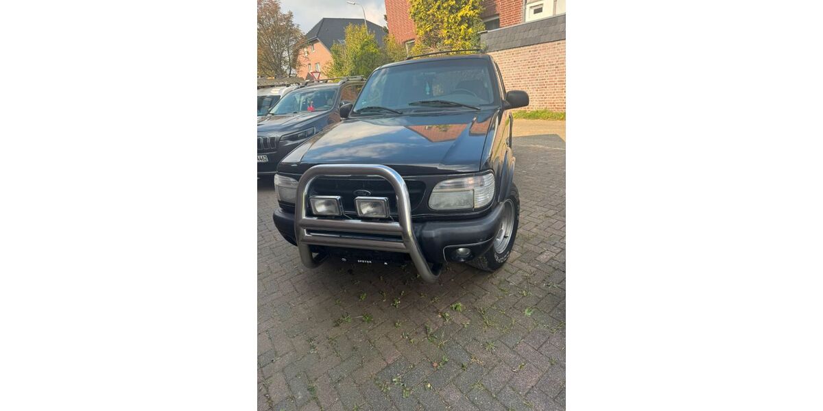 Ford Explorer 231.000 km 2.700 &euro; Heinsberg 52525