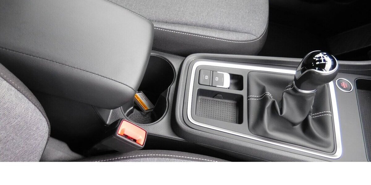 Seat Ateca 1.5 Style TSI BMT Navi Klima Alu 29.500 km 22.990 &euro; Vordorf 38533