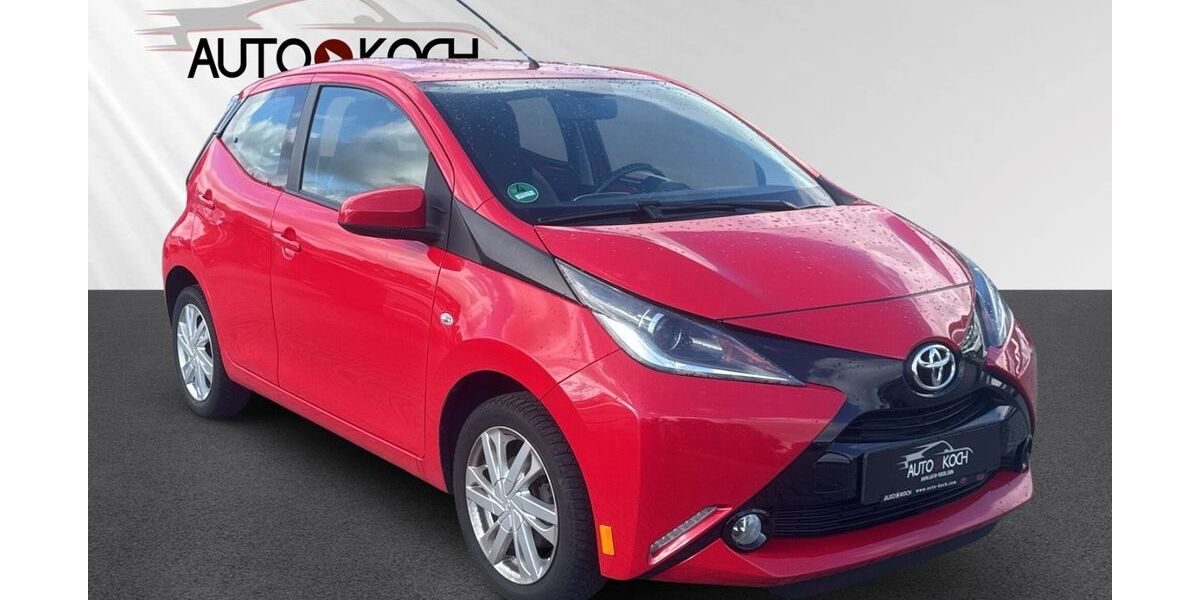 Toyota Aygo (X) 88.471 km 6.888 &euro; Eschweiler 52249