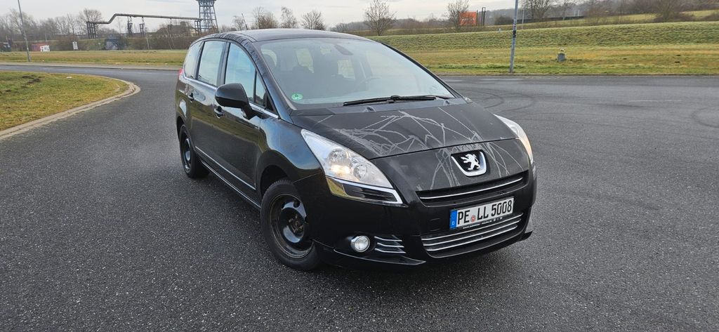 Peugeot 5008 103.000 km 5.200 &euro; Ilsede 31241