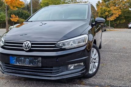 VW Touran 164.000 km 13.400 &euro; Weiden 92637