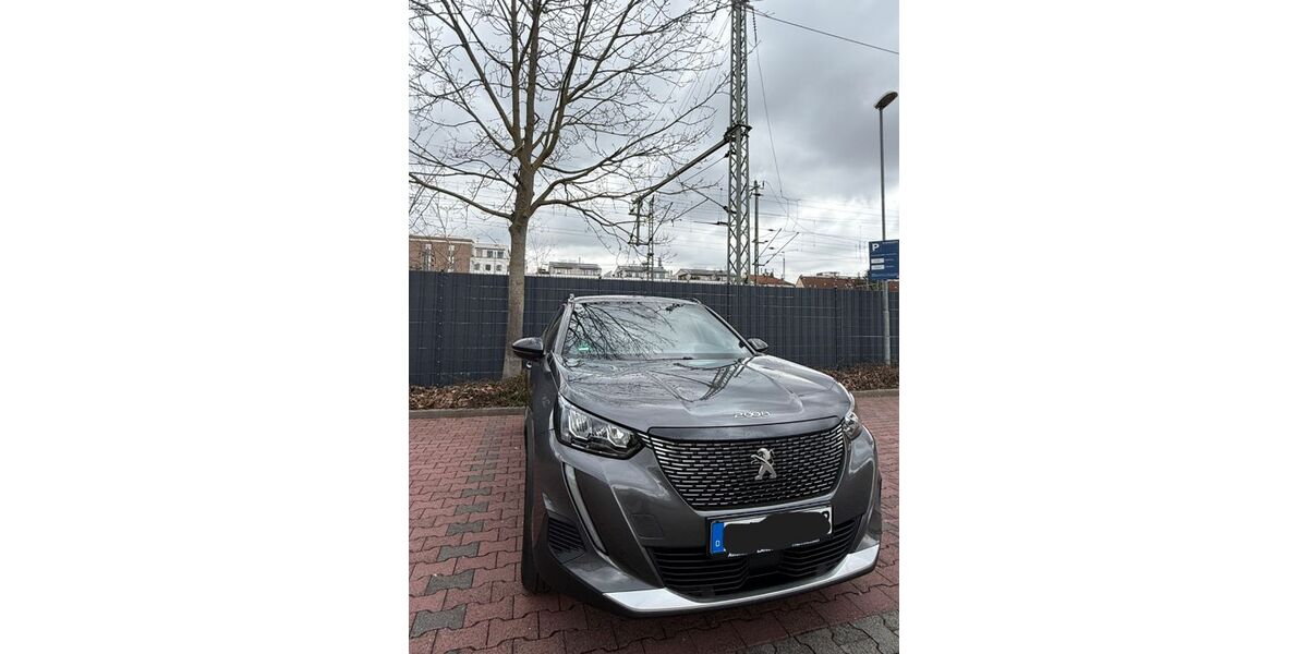 Peugeot 2008 19.000 km 18.000 &euro; Frankfurt am Main 60598