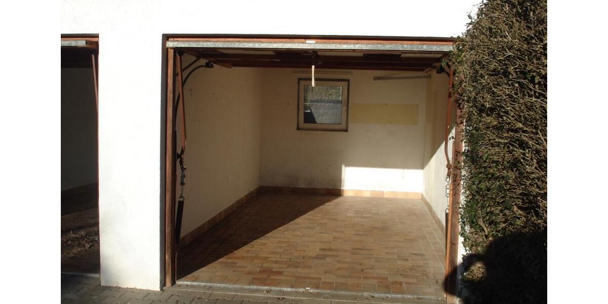 Dachgeschoßwohnung Böbrach - 3 Zimmer, 96 m&sup2;, 440&euro; | Angebot:25103212