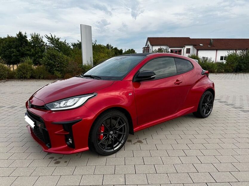 Yaris