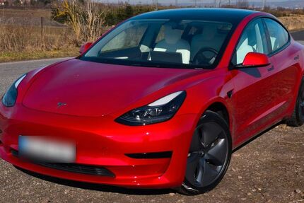 Tesla Model 3 47.000 km 27.600 &euro; Dresden 01159