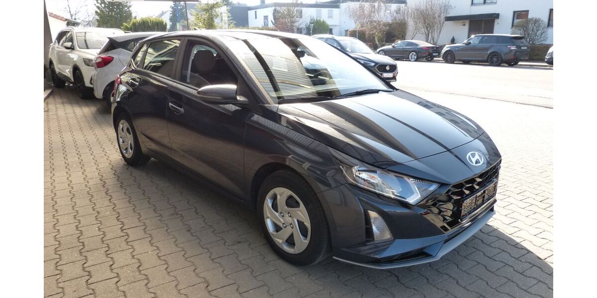 Hyundai i20 15.500 km 17.490 &euro; Stadtbergen 86391