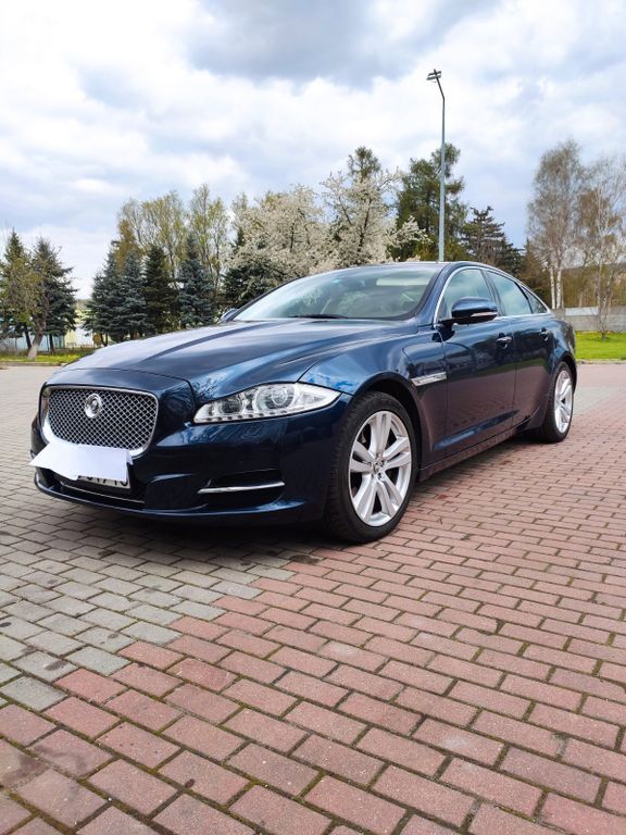 XJ