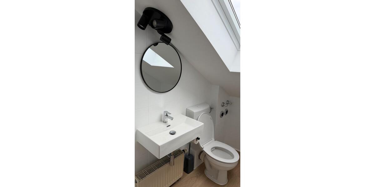 Dachgeschoßwohnung Vaterstetten Parsdorf - 2 Zimmer, 40 m&sup2;, 1.000&euro; | Angebot:25181690