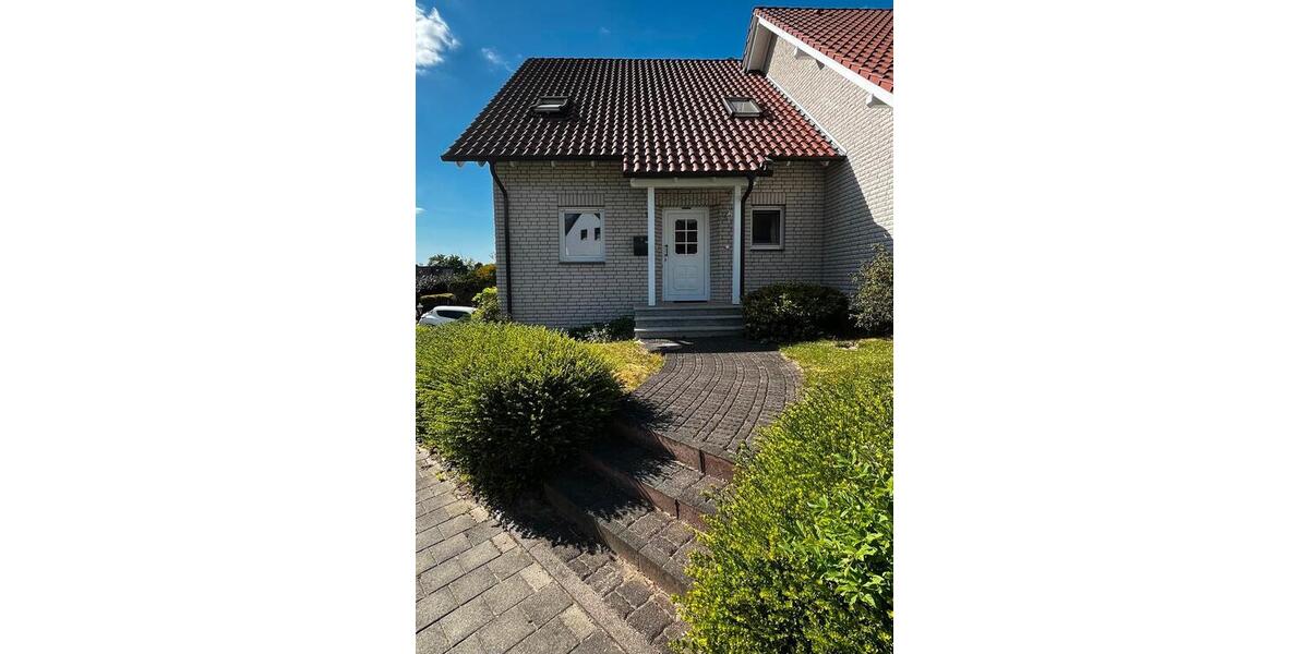 Doppelhaushälfte Steinheim - 4 Zimmer, 120 m&sup2;, 1.250&euro; | Angebot:26385265