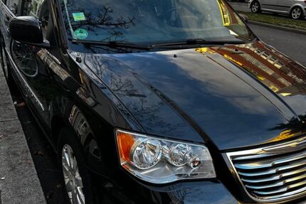 Chrysler Voyager 160.000 km 11.990 &euro; Berlin 10551