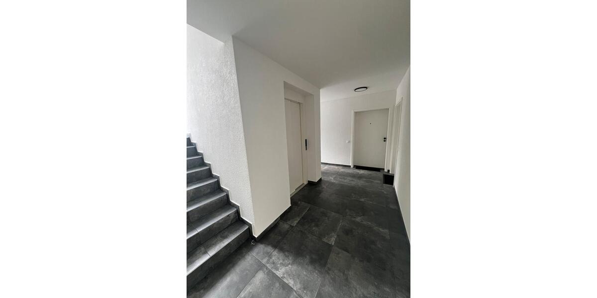 Etagenwohnung Bad Schönborn - 3 Zimmer, 87 m&sup2;, 1.350&euro; | Angebot:26675117