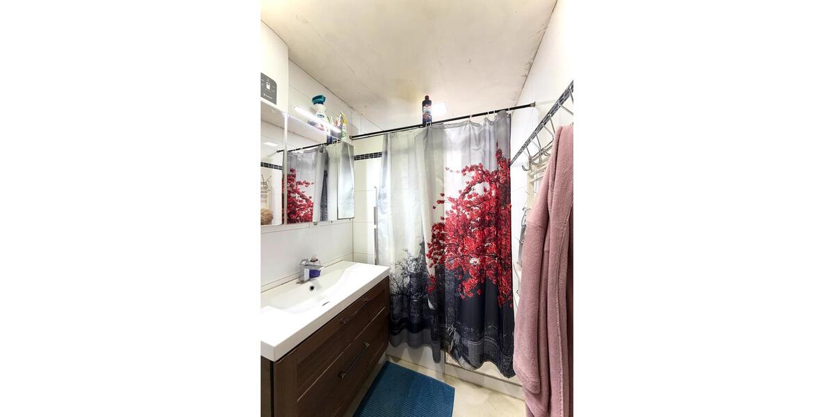 Etagenwohnung Esslingen am Neckar Brühl - 3 Zimmer, 78 m&sup2;, 275.000&euro; | Angebot:25436259