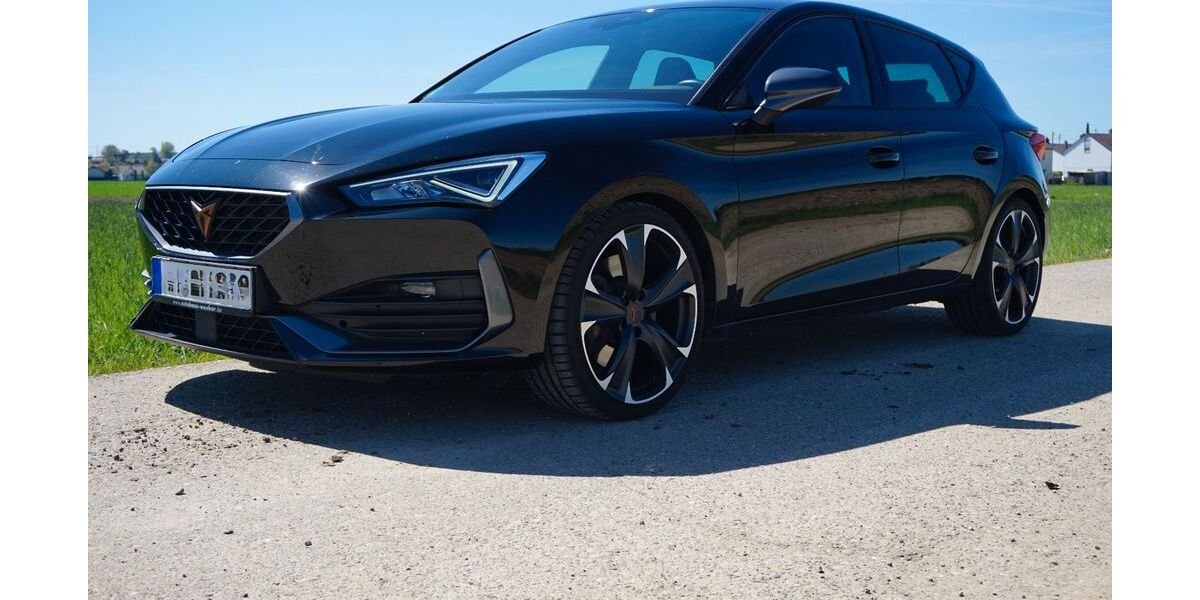 Cupra Leon 62.000 km 24.900 &euro; Memmingen 87700