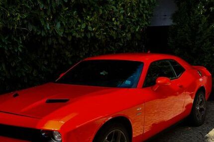 Dodge Challenger 165.000 km 18.800 &euro; Eltville am Rhein 65343