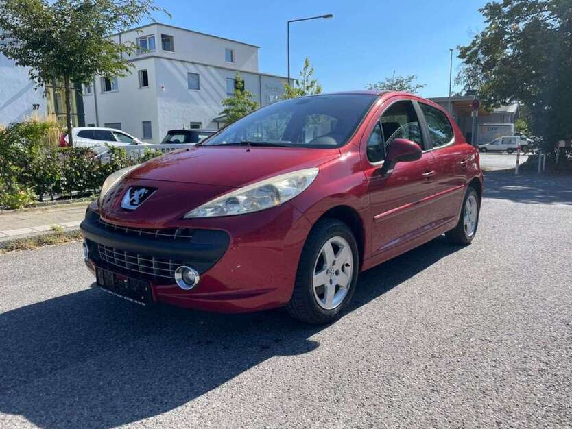Peugeot 207 180.000 km 1.690 € Stolberg 52222