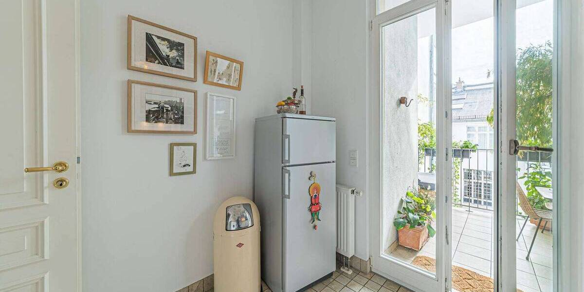 Etagenwohnung Frankfurt am Main Sachsenhausen - 2 Zimmer, 56 m&sup2;, 2.090&euro; | Angebot:26824536