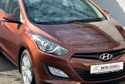 Hyundai i30 85.000 km 7.999 &euro; Münzenberg Gambach 35516