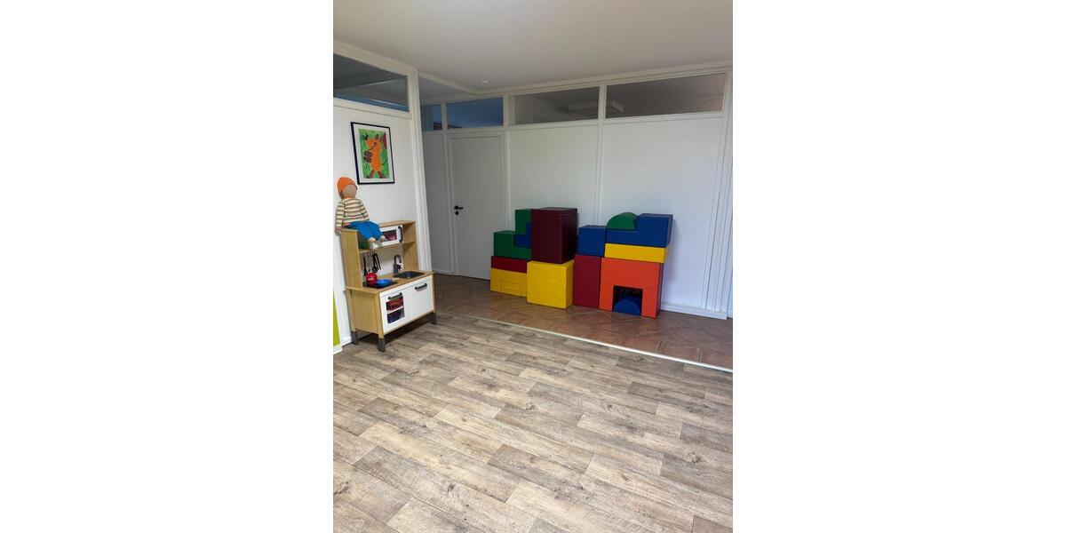 TherapieräumeRaum im Zentrum Hesel zu vermieten zimmer