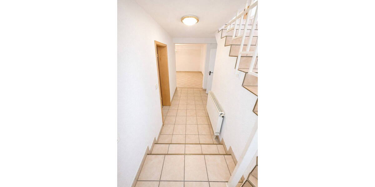 Einfamilienhaus Langenzenn - 6 Zimmer, 105 m&sup2;, 650.000&euro; | Angebot:26343951