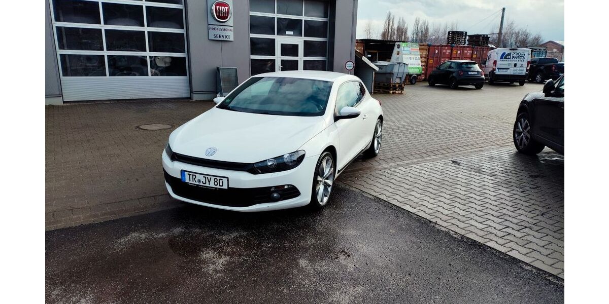 VW Scirocco 170.000 km 5.099 &euro; Konz 54329
