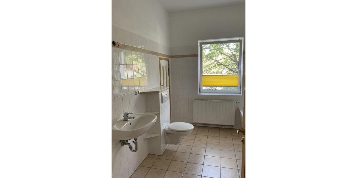 Etagenwohnung Strausberg - 3 Zimmer, 90 m&sup2;, 999&euro; | Angebot:25916765