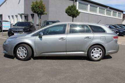 Toyota Avensis 187.500 km 5.980 &euro; Leipzig 04328