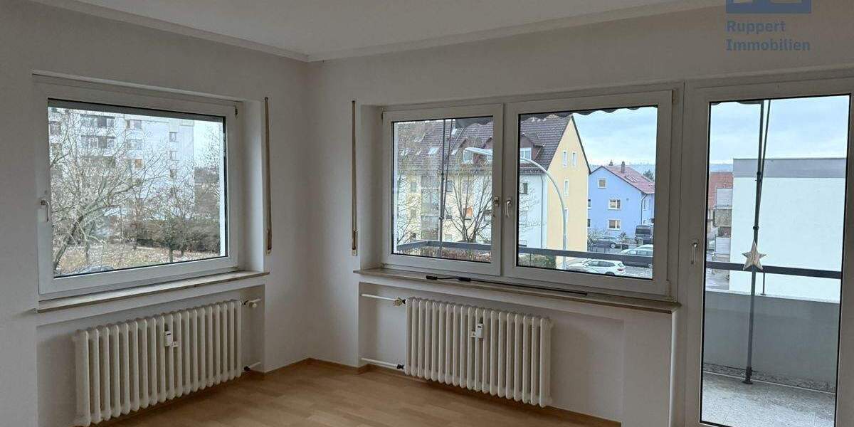 4-Zimmer-Wohnung mit Balkon in Volkach - WOHNBERECHTIGUNGSSCHEIN ERFORDERLICH 4 zimmer