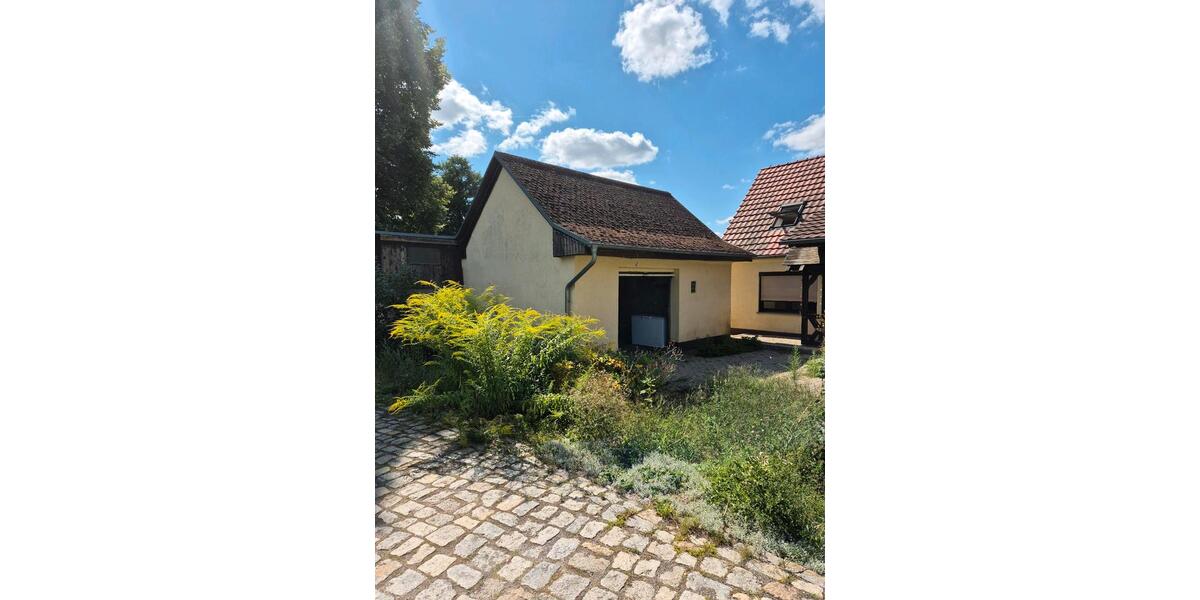 Einfamilienhaus Lieberose - 6 Zimmer, 150 m&sup2;, 140.000&euro; | Angebot:27194148