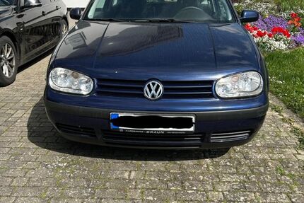 VW Golf 212.000 km 750 &euro; Sulz 72172