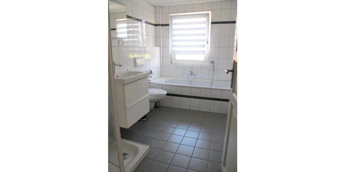 Etagenwohnung Sundern (Sauerland) - 3 Zimmer, 85 m&sup2;, 750&euro; | Angebot:26329306