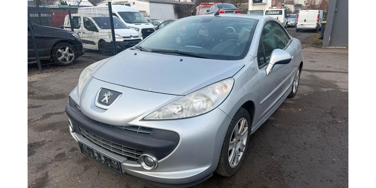 Peugeot 207 170.000 km 3.200 &euro; Brohl-lützing 56656