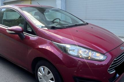 Ford Fiesta 152.000 km 2.800 &euro; Kassel 34127