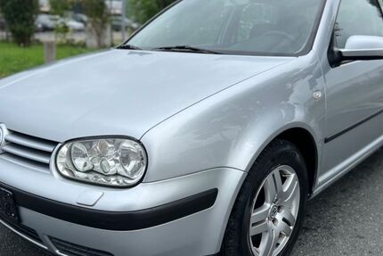 VW Golf 153.000 km 2.999 € Bickenbach 64404