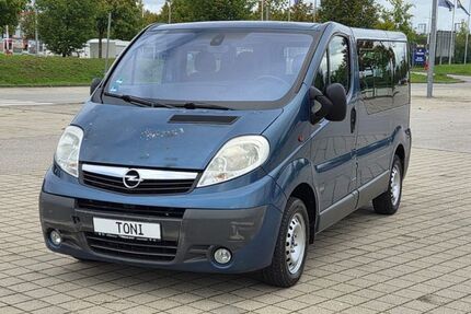 Opel Vivaro 320.000 km 3.990 € München 81243
