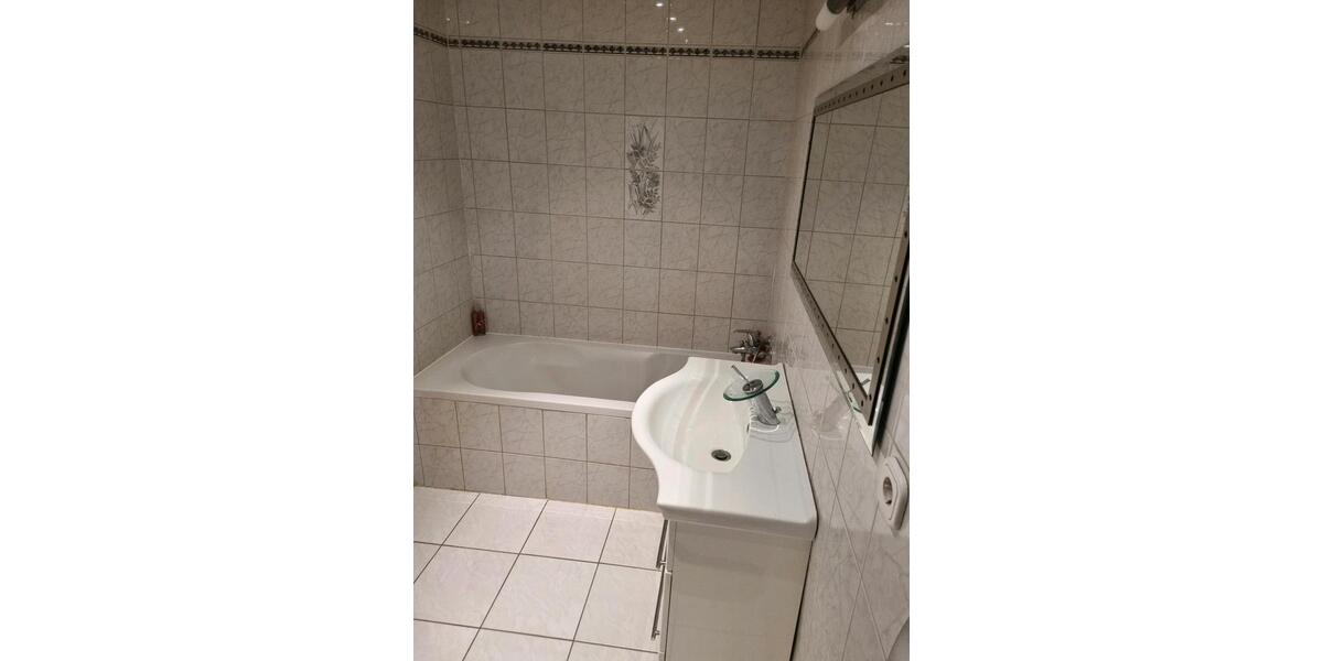Etagenwohnung Landstuhl - 3 Zimmer, 107 m&sup2;, 135.000&euro; | Angebot:27211718
