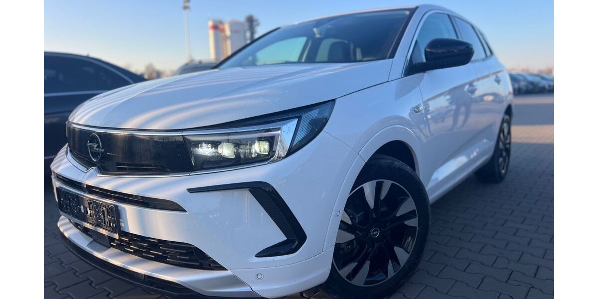 Opel Grandland (X) 147.165 km 15.499 &euro; Berlin 12277