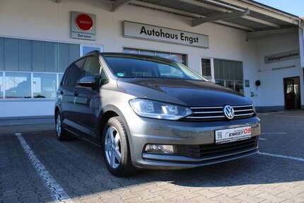 VW Touran 158.999 km 10.940 &euro; Zwiefalten 88529