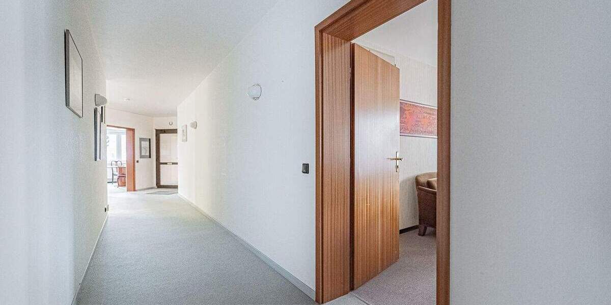 Gewerbeobjekt Barsinghausen - 4 Zimmer, 200 m&sup2;, 1.800&euro; | Angebot:26555465