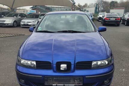 Seat Leon 61.188 km 1.290 &euro; Vettelschoss 53560