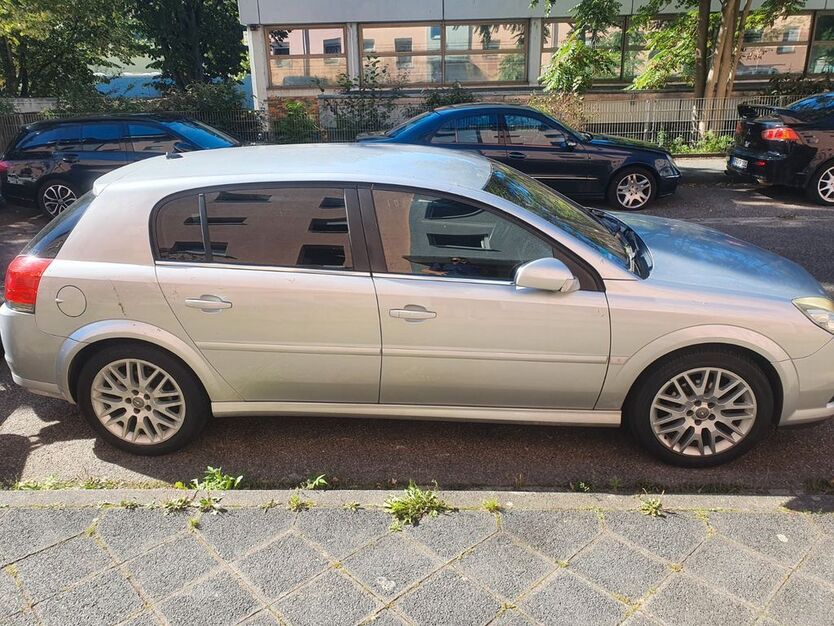 Opel Signum 204.646 km 1.300 € Mannheim 68239