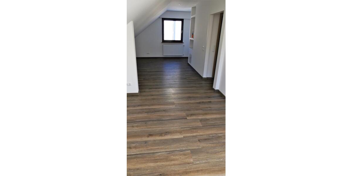 Dachgeschoßwohnung Bergneustadt - 2 Zimmer, 58 m&sup2;, 675&euro; | Angebot:26397852