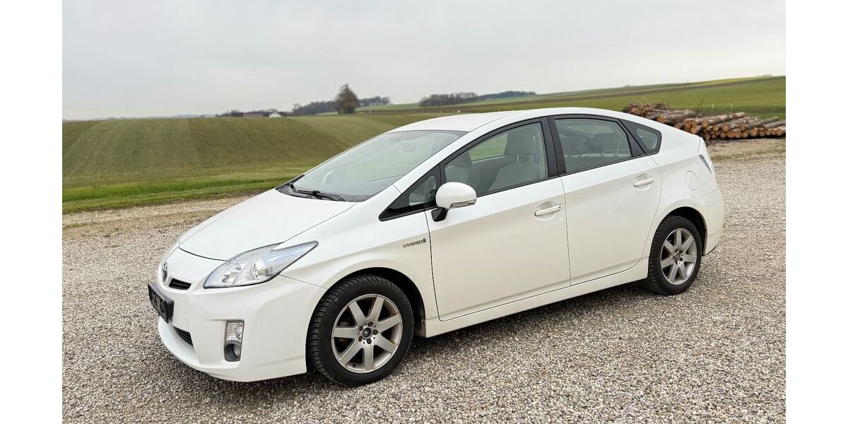 Toyota Prius 309.000 km 5.900 € München 80639