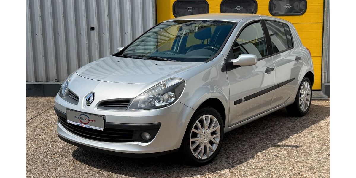 Renault Clio 62.000 km 4.470 &euro; Krefeld 47799