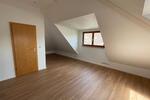 Dachgeschoßwohnung Uhldingen-Mühlhofen Mühlhofen - 1 Zimmer, 22 m&sup2;, 400&euro; | Angebot:26414080