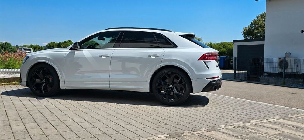 RSQ8