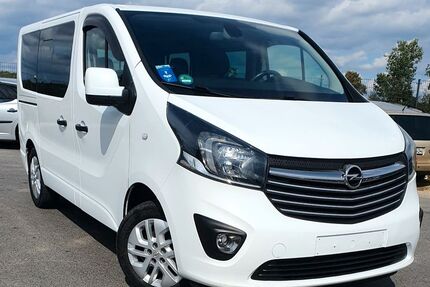 Opel Vivaro 210.000 km 9.800 &euro; Wildau 15745