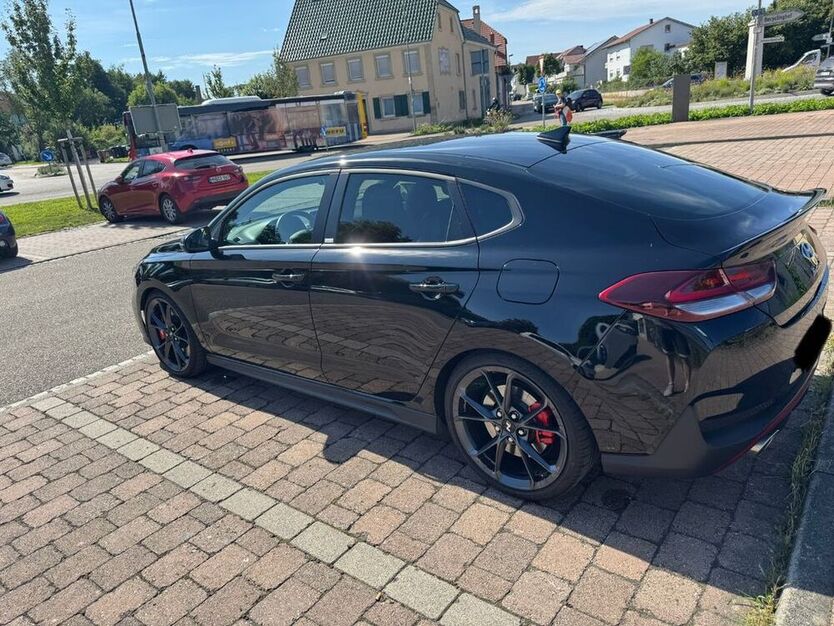 i30